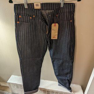 511 Levi Strauss & CO